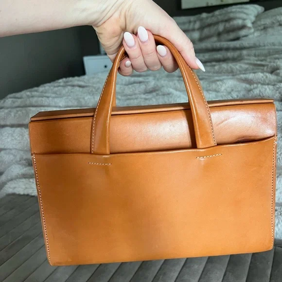 Gorgeous Tan Leather Isaac Reina Bag - Picture 5 of 11